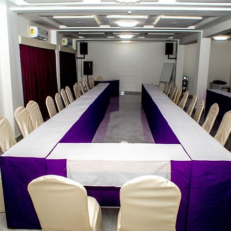 Hotel Les Orchidees Cotonou Exterior foto