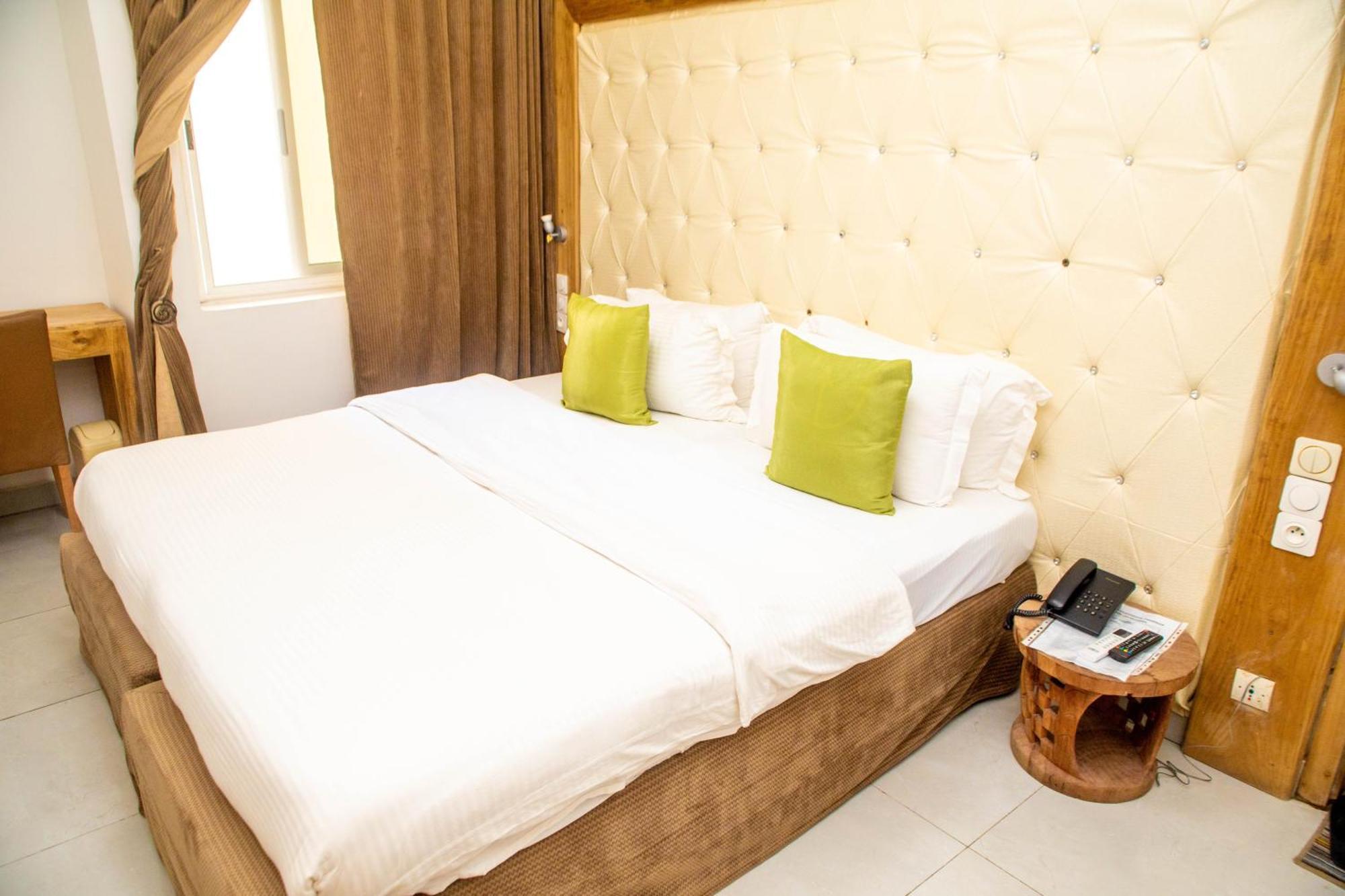 Hotel Les Orchidees Cotonou Cameră foto