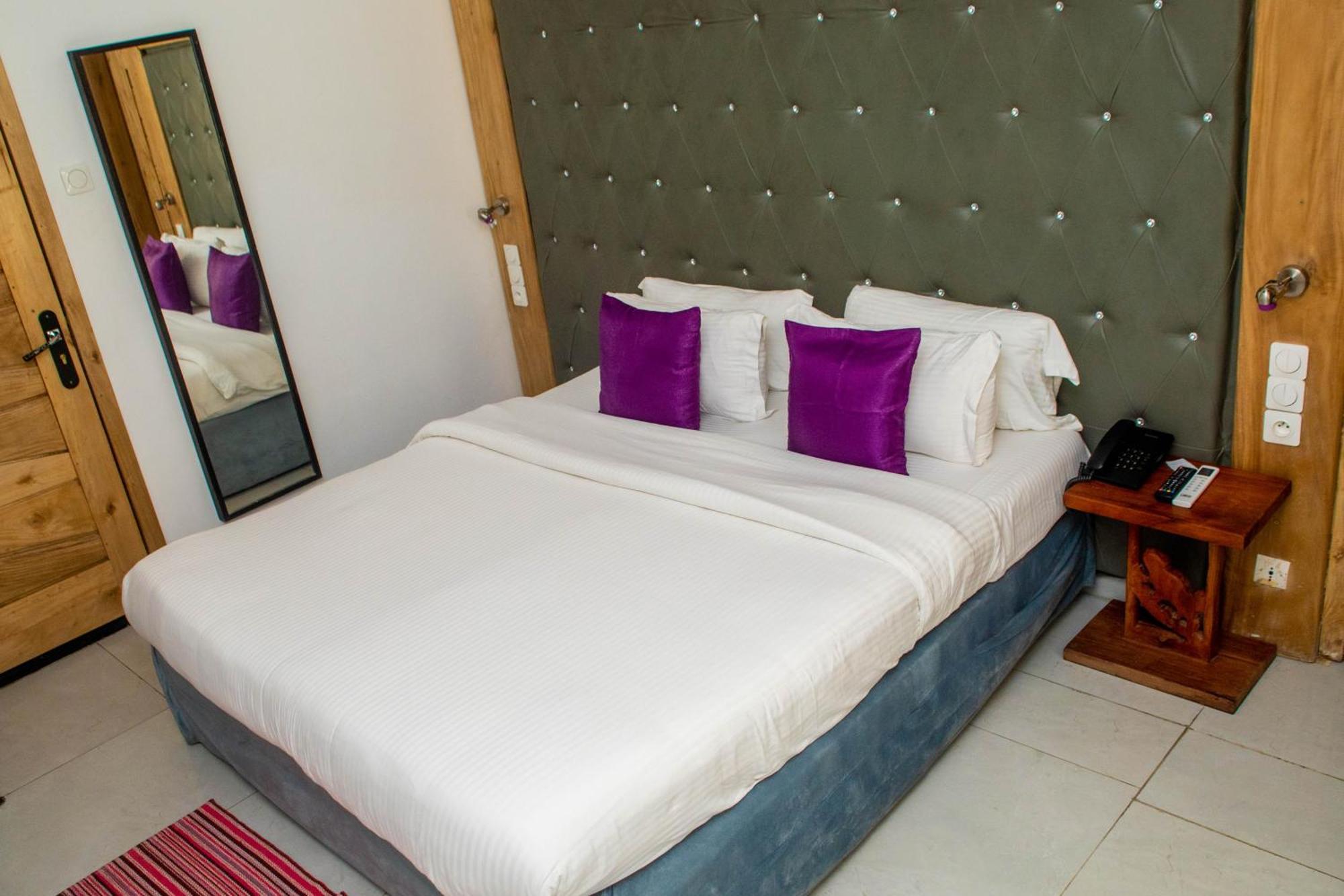Hotel Les Orchidees Cotonou Cameră foto