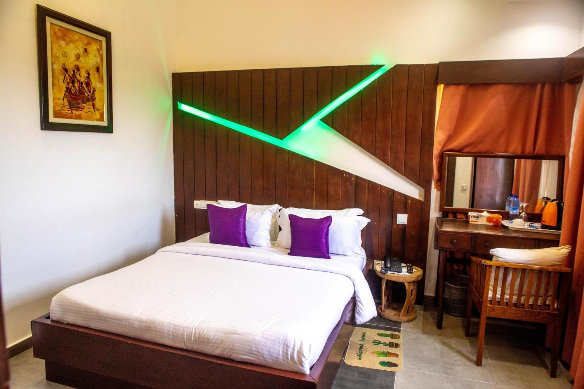 Hotel Les Orchidees Cotonou Cameră foto